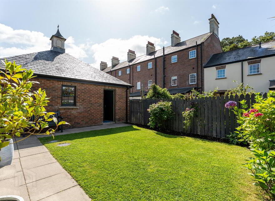 5 Manor Farm Crescent, Donaghadee, BT21 0FE