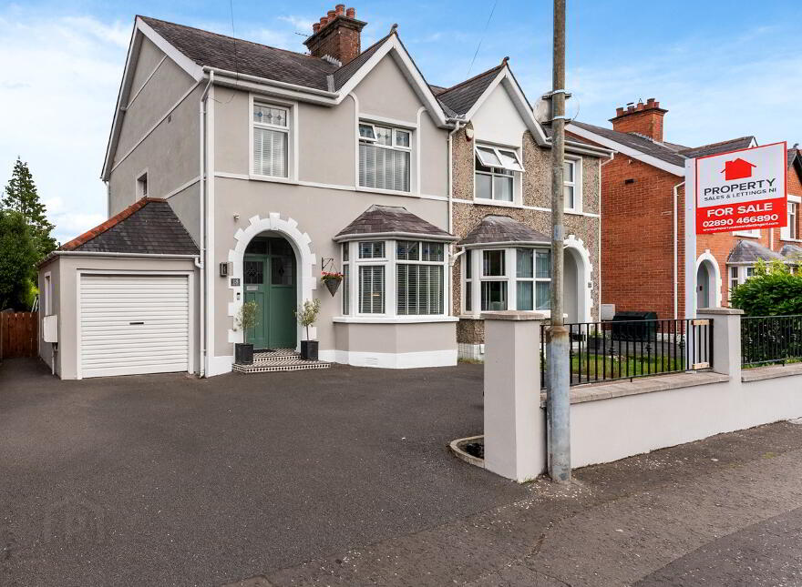 18 Locksley Park, Upper Lisburn Road, Belfast, BT10 0AR photo
