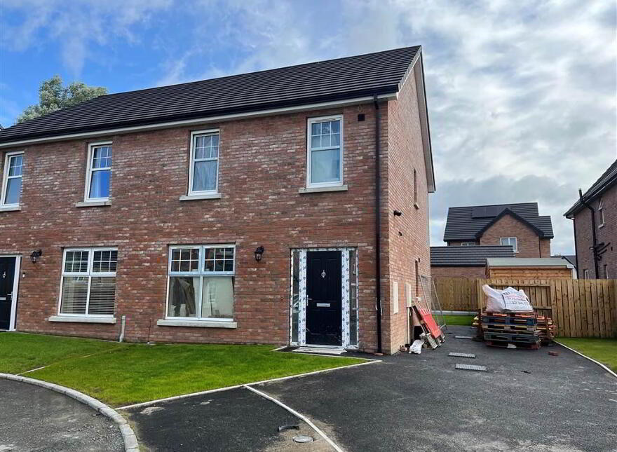 The Hepworth, 17 Sir Richard Wallace Close, Thaxton Village, Lisburn, BT28 3EP photo