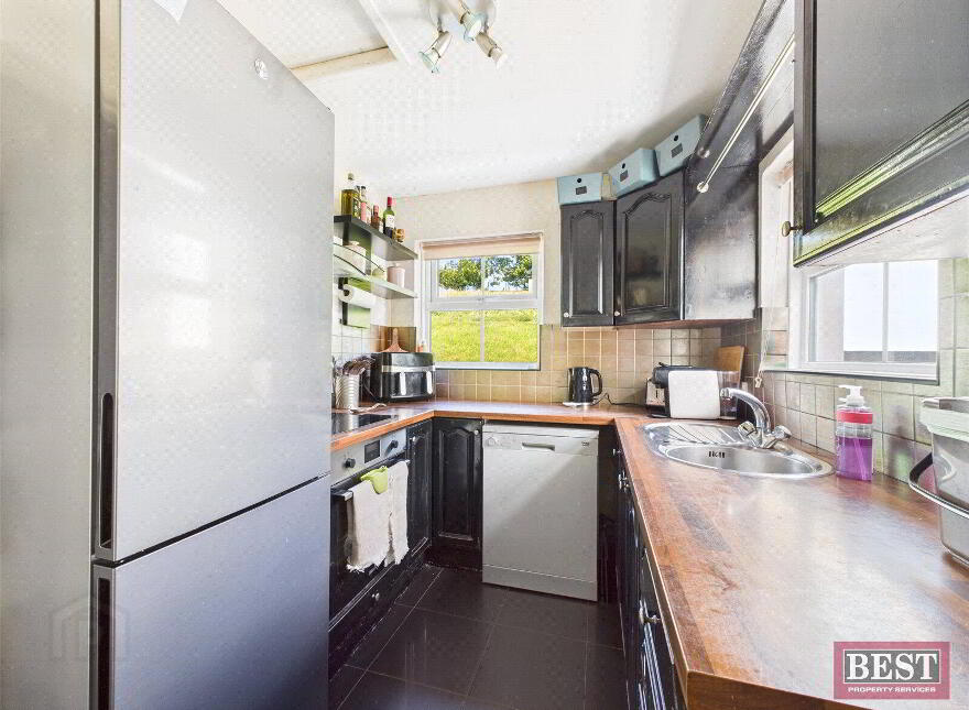 10 Ringbane Road, Newry, BT34 1NL