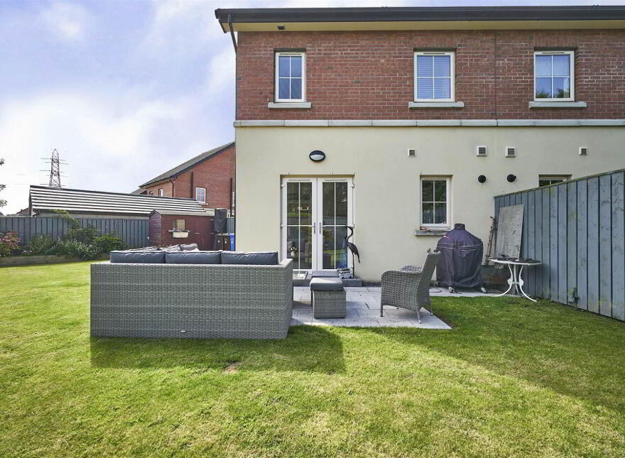 73 Lynn Hall Park, Bangor, BT19 1HZ