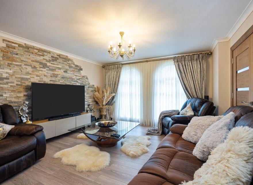 9 Mornington Court, Lisburn, BT28 2WB