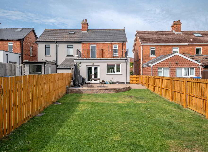 310 Cregagh Road, Belfast, BT6 9EW