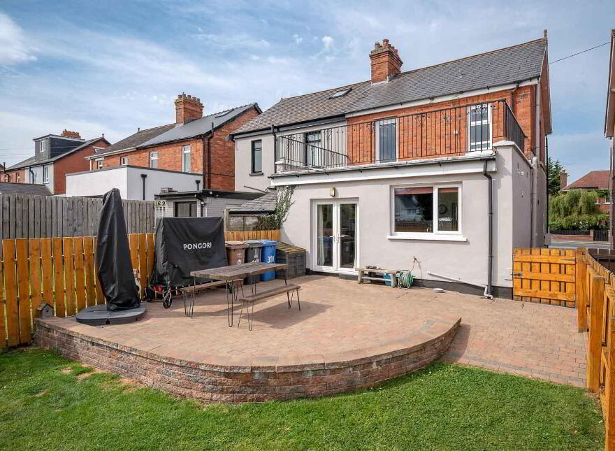 310 Cregagh Road, Belfast, BT6 9EW