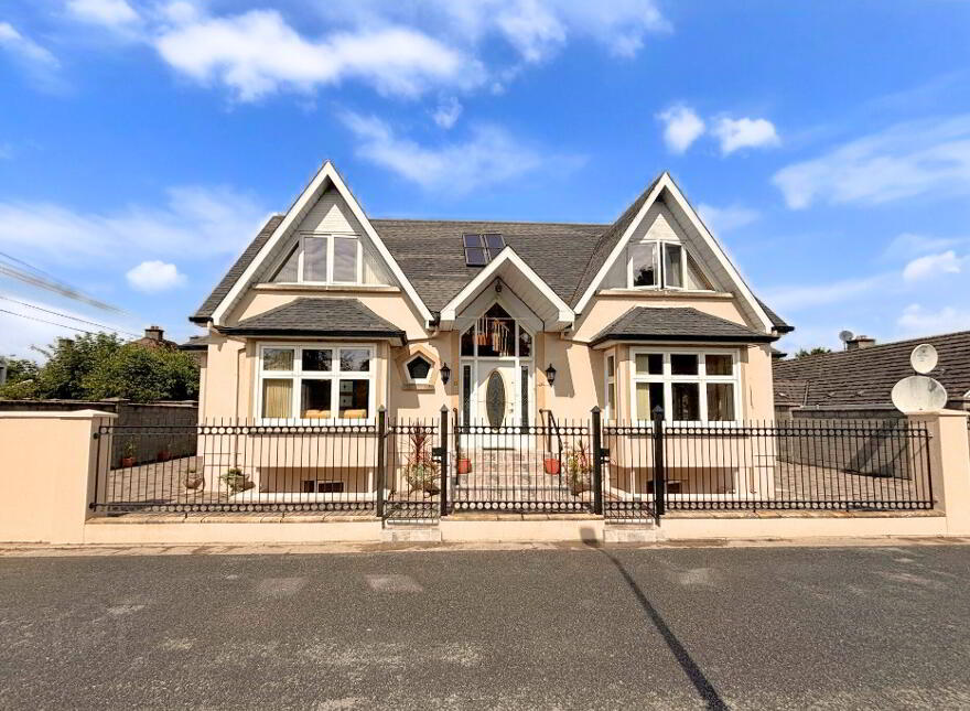 17 Michael St, Kilkenny, R95XVR4 photo