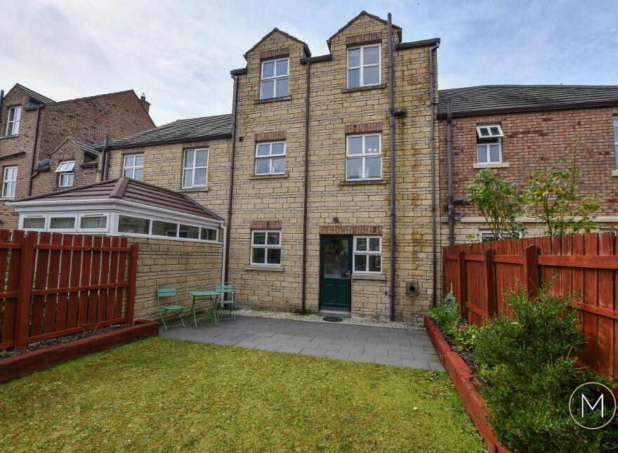 38 Alexandra Park, Antrim, BT41 4RD