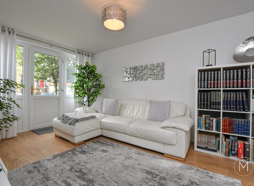 38 Alexandra Park, Antrim, BT41 4RD