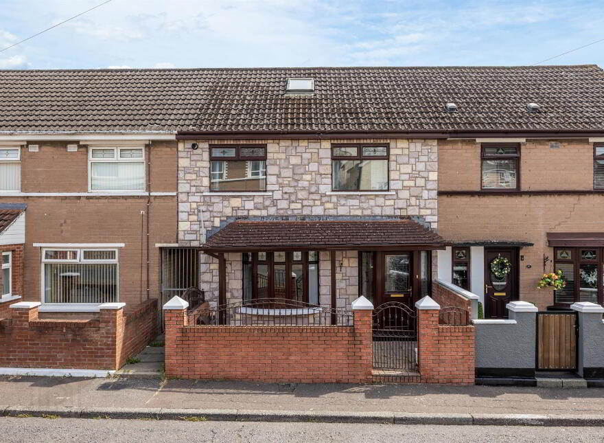 39 Norglen Drive, Belfast, BT11 8DH