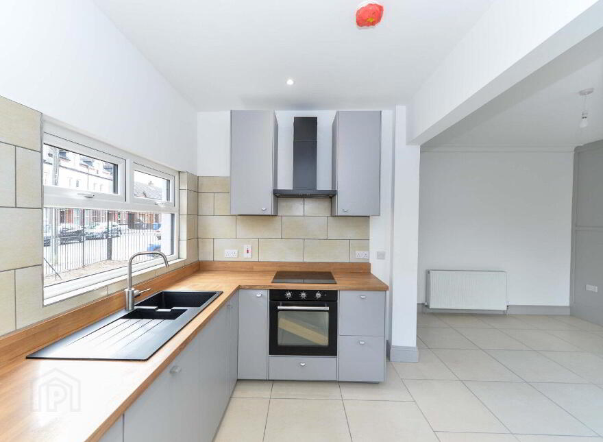 12 Kerrsland Drive, Belfast, BT5 6ER