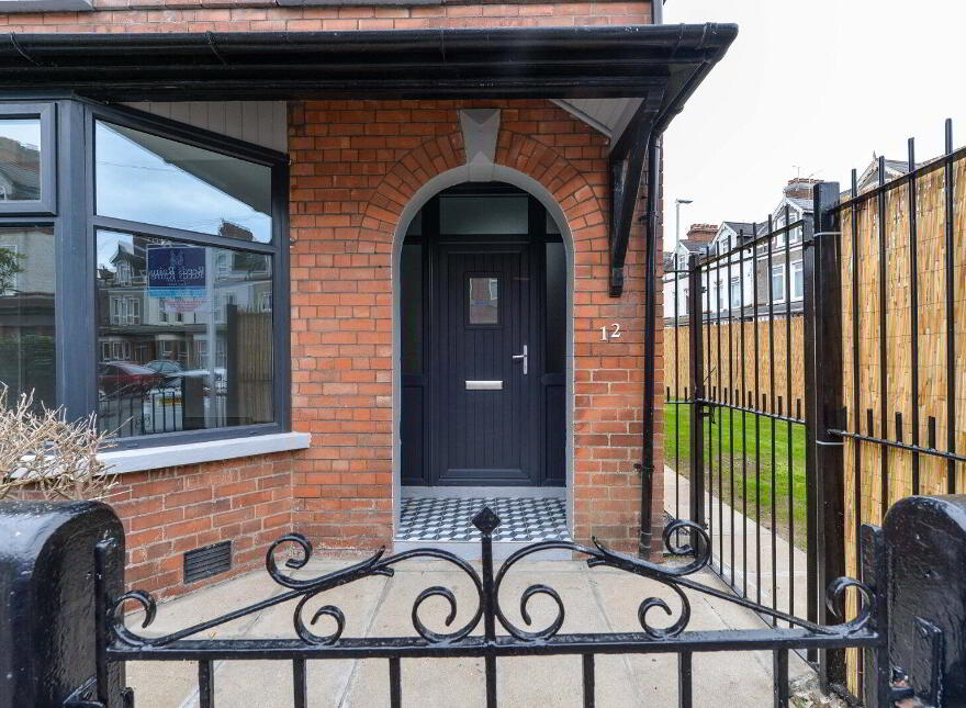 12 Kerrsland Drive, Belfast, BT5 6ER