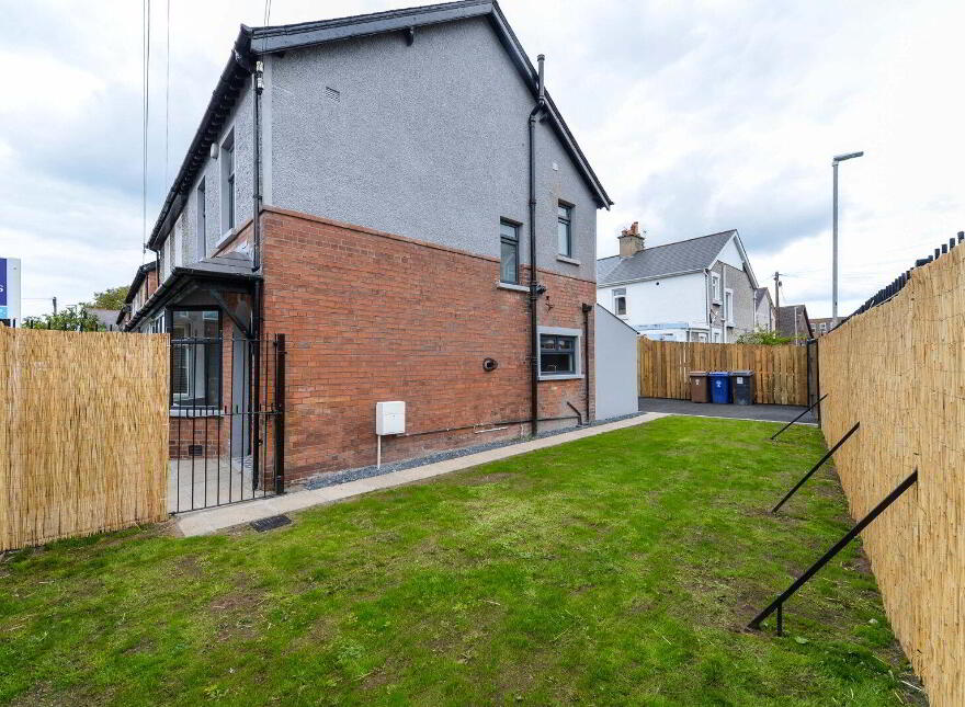 12 Kerrsland Drive, Belfast, BT5 6ER
