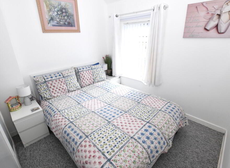 77 New Harbour Road, Portavogie, BT22 1EB