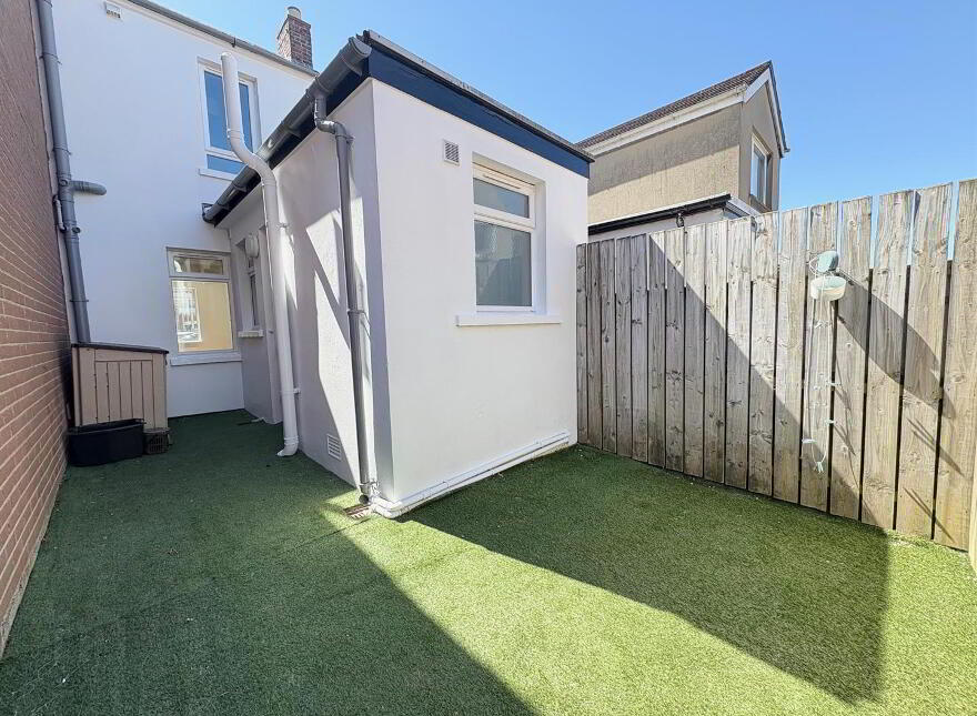 34 Park Drive, Holywood, BT18 9LW