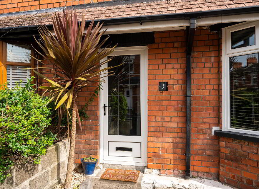 31 Devon Parade, Belfast, BT4 1LT