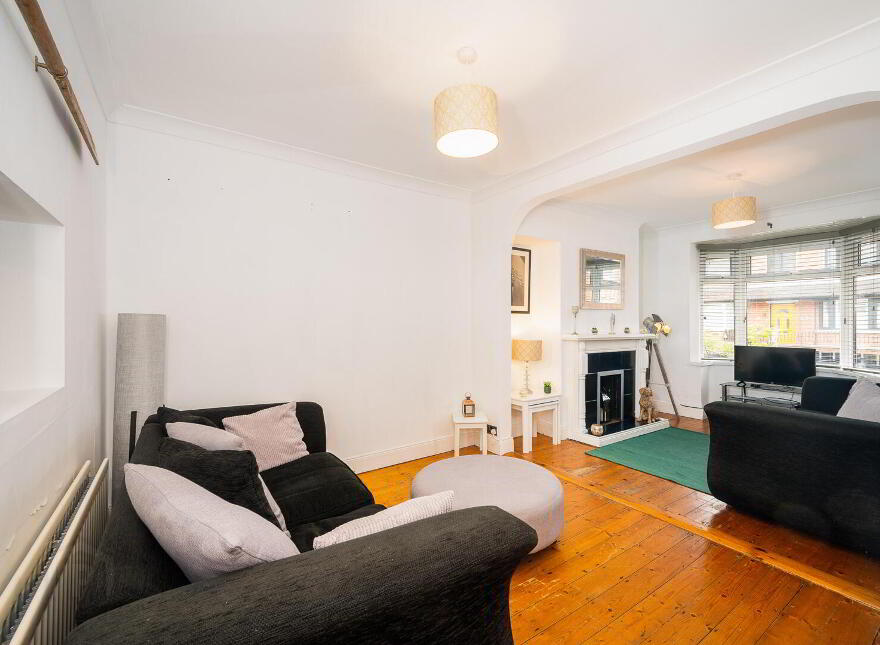 31 Devon Parade, Belfast, BT4 1LT