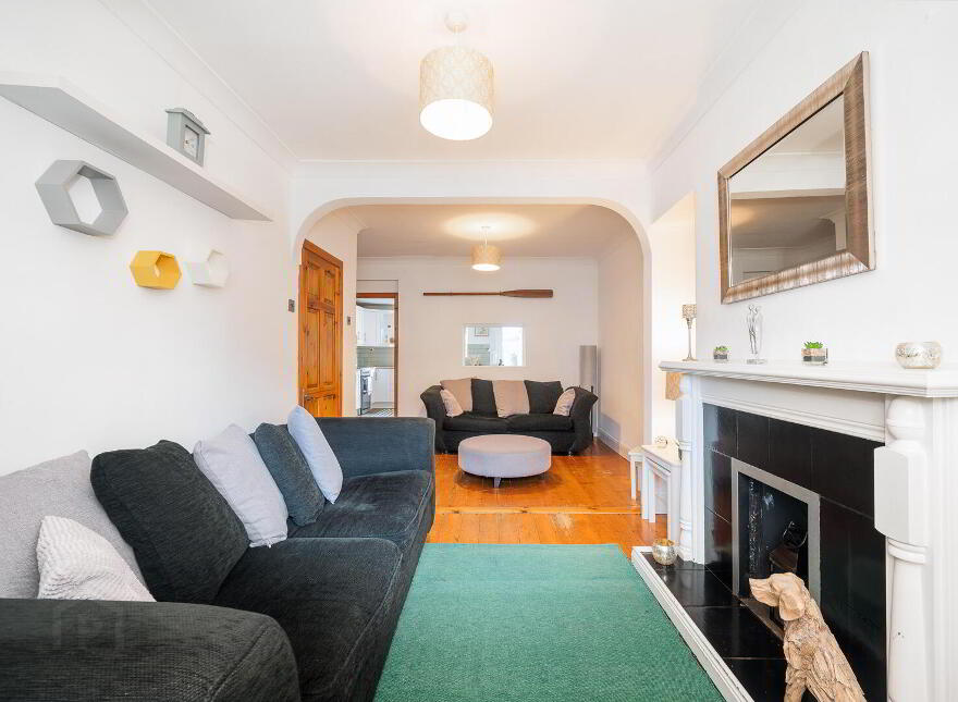 31 Devon Parade, Belfast, BT4 1LT