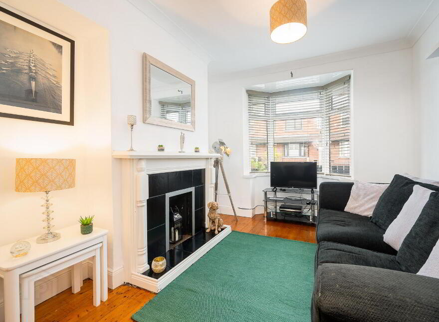 31 Devon Parade, Belfast, BT4 1LT