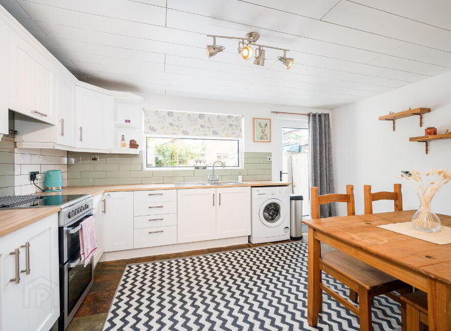 31 Devon Parade, Belfast, BT4 1LT