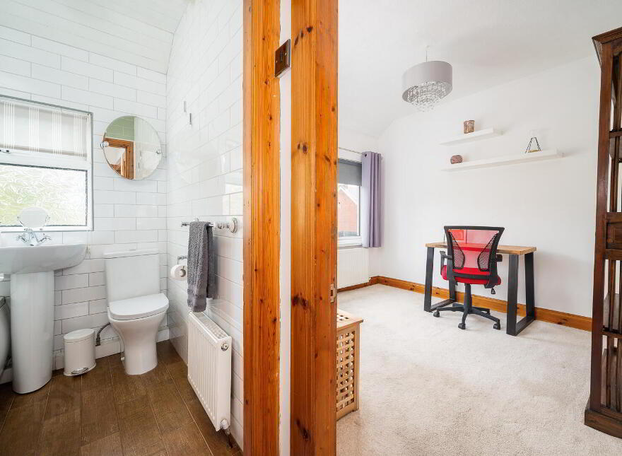 31 Devon Parade, Belfast, BT4 1LT