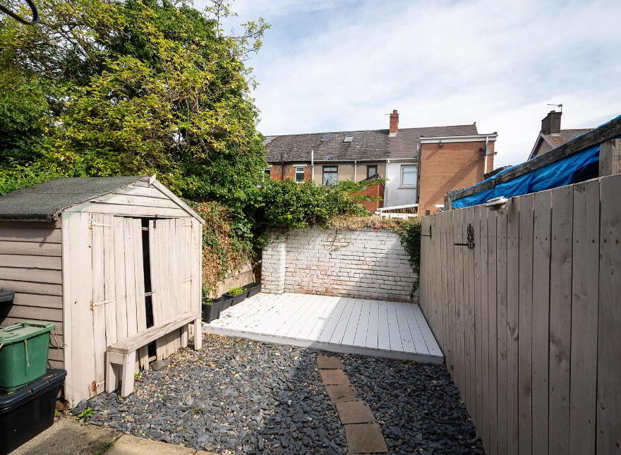 31 Devon Parade, Belfast, BT4 1LT