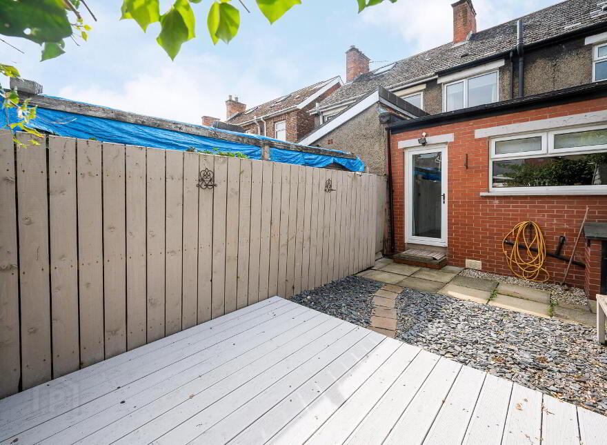 31 Devon Parade, Belfast, BT4 1LT