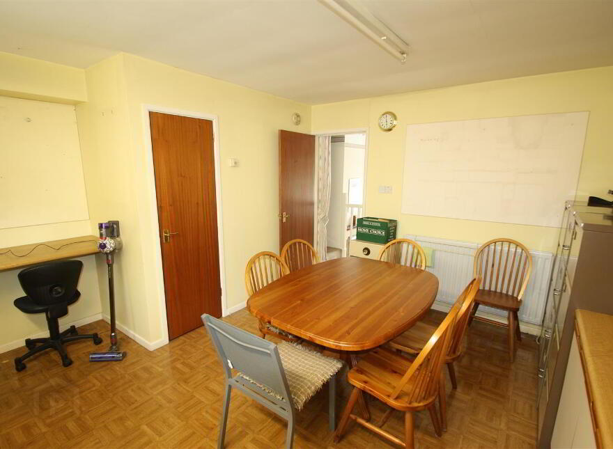 3 Red Row, Ballynahinch, BT24 8BQ