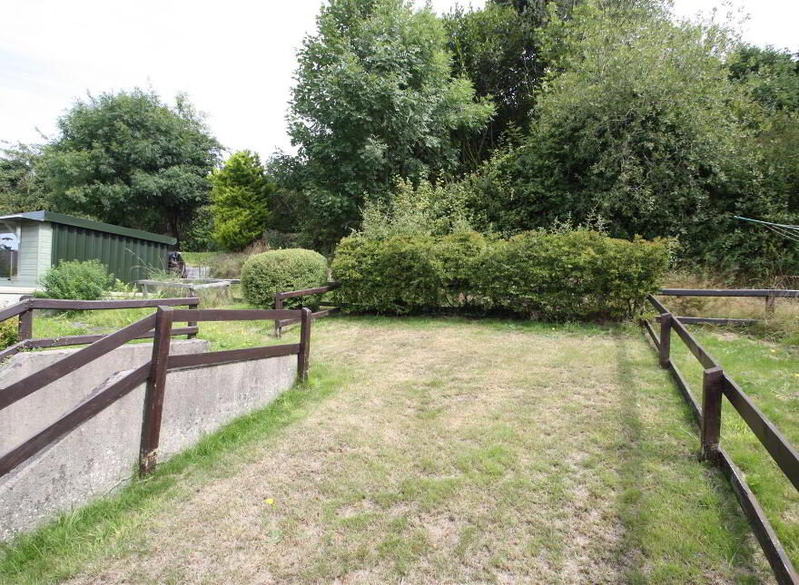 3 Red Row, Ballynahinch, BT24 8BQ