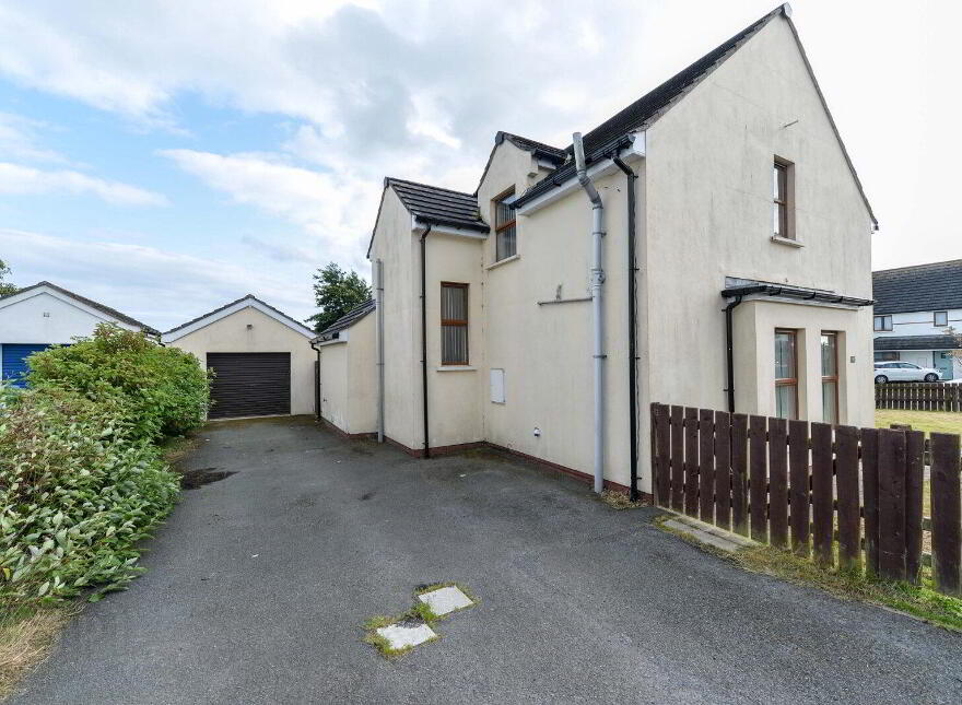 56 Longfield Way, Ballyhalbert, Newtownards, BT22 1GN