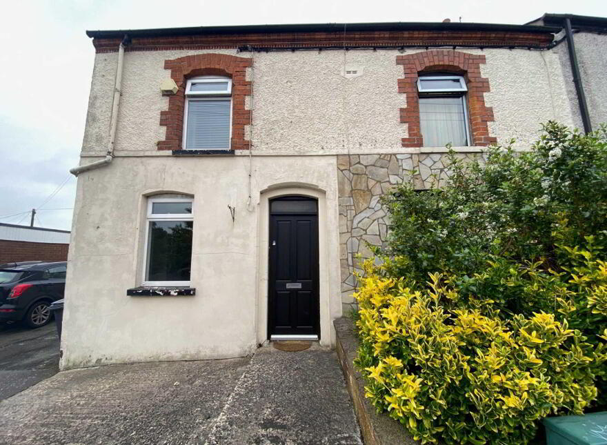 339 Carnmoney Road, Carnmoney, Newtownabbey, BT36 6JT photo