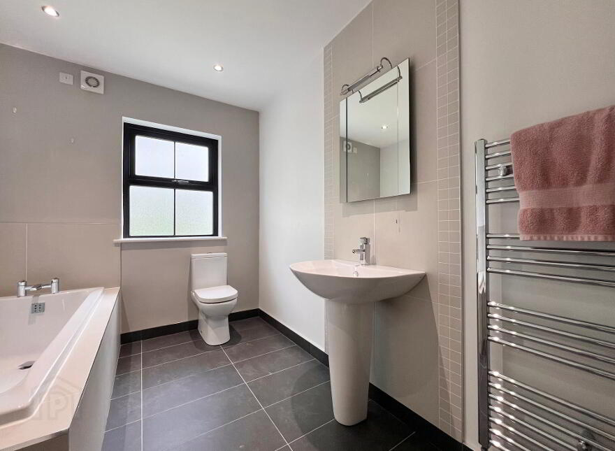 66a Shore Road, Toomebridge, BT41 3NW
