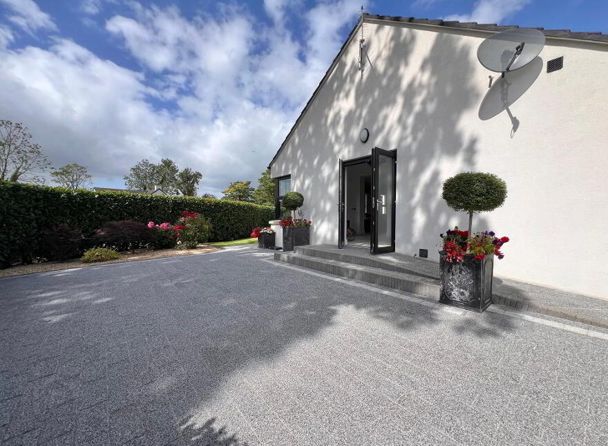 66a Shore Road, Toomebridge, BT41 3NW