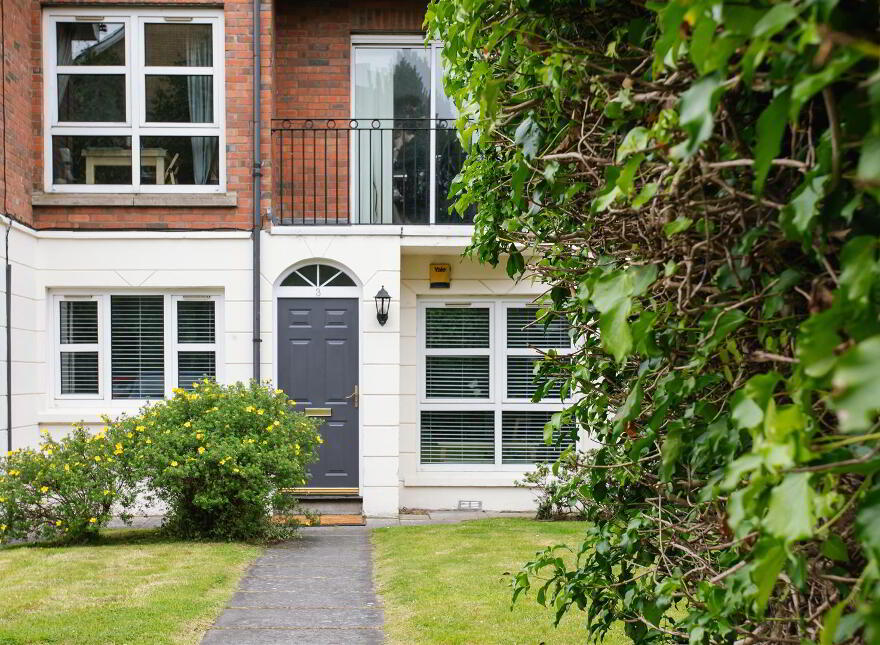 3 Ardenlee Court, Belfast, BT6 8QE