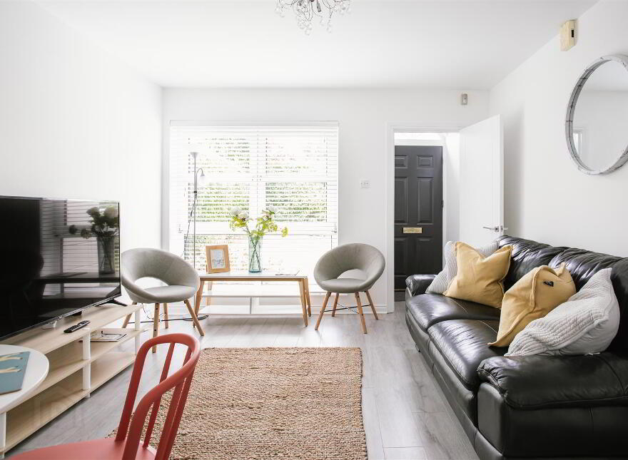3 Ardenlee Court, Belfast, BT6 8QE