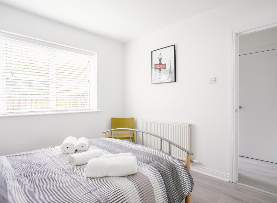 3 Ardenlee Court, Belfast, BT6 8QE