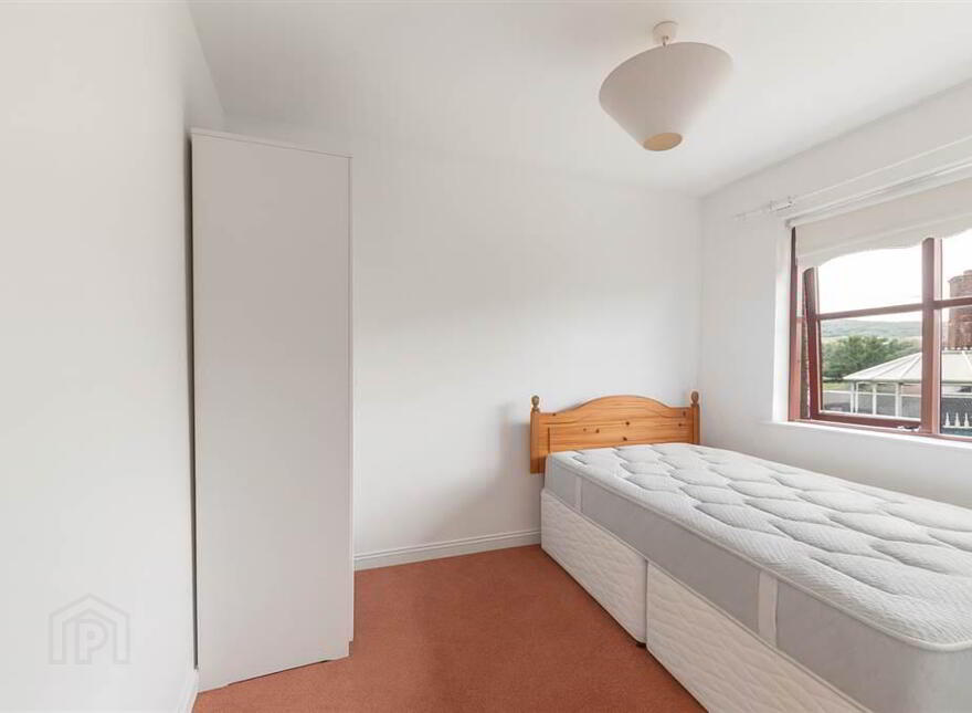 30 Dunmurry Lodge, Blacks Road, Belfast, BT10 0GR