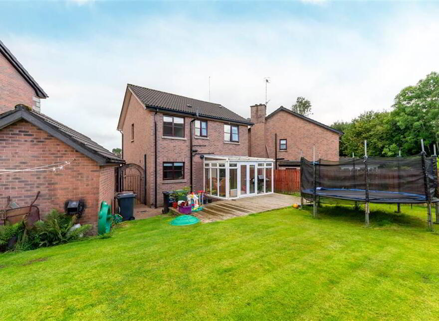 30 Dunmurry Lodge, Blacks Road, Belfast, BT10 0GR