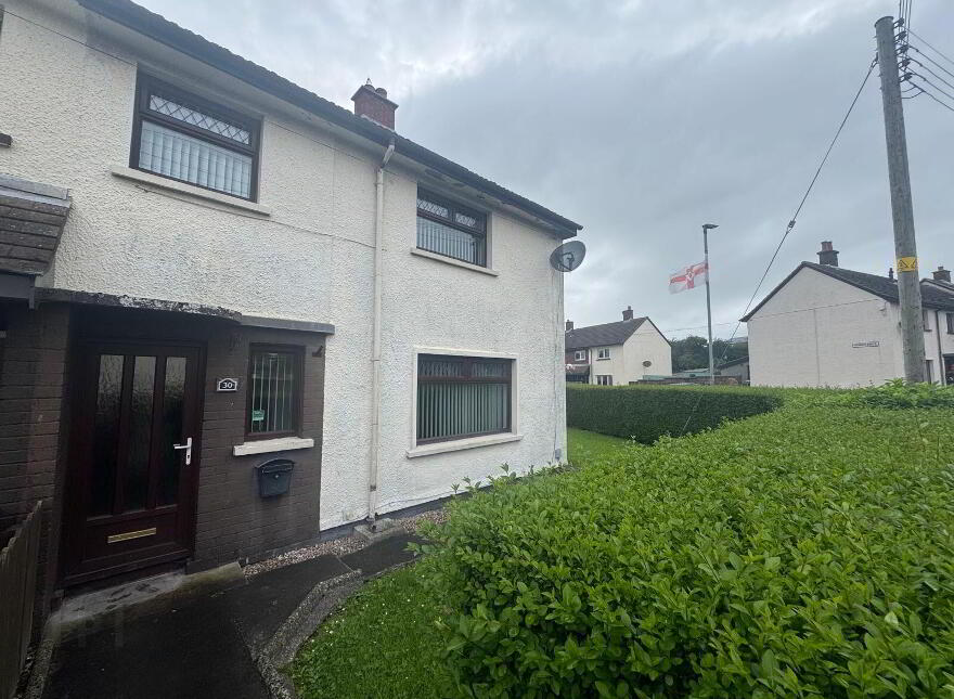 30 Recreation Road, Larne, BT40 1HA photo
