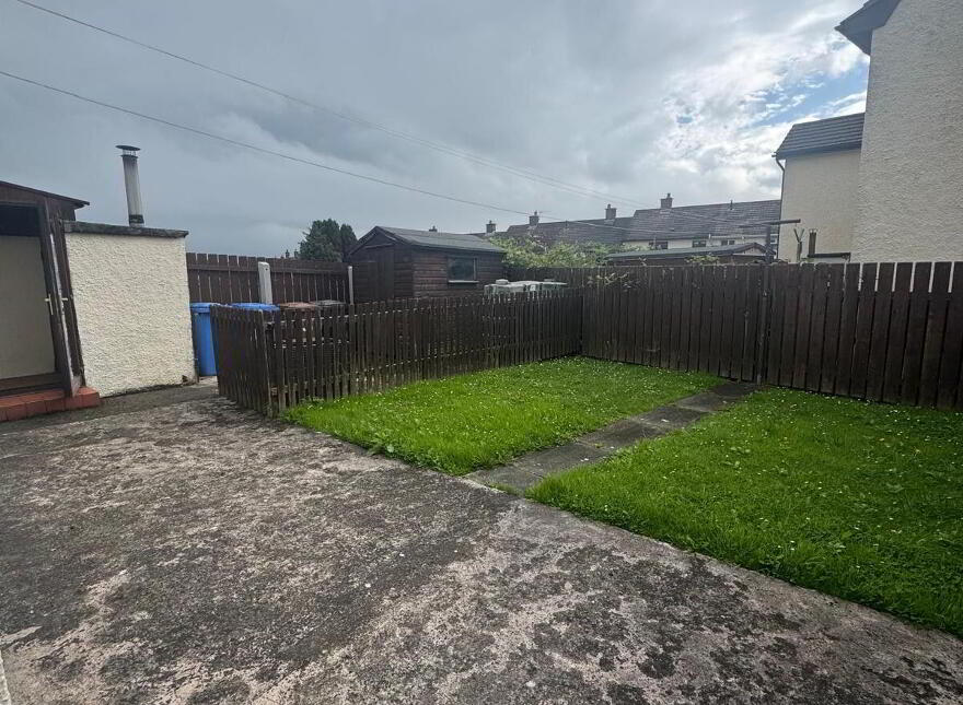 30 Recreation Road, Larne, BT40 1HA