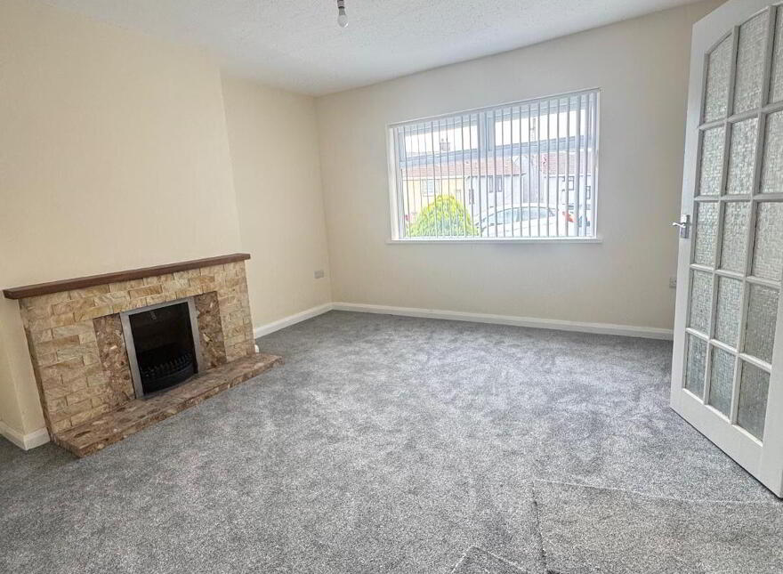 36 Sallagh Park North, Larne, BT40 1NX