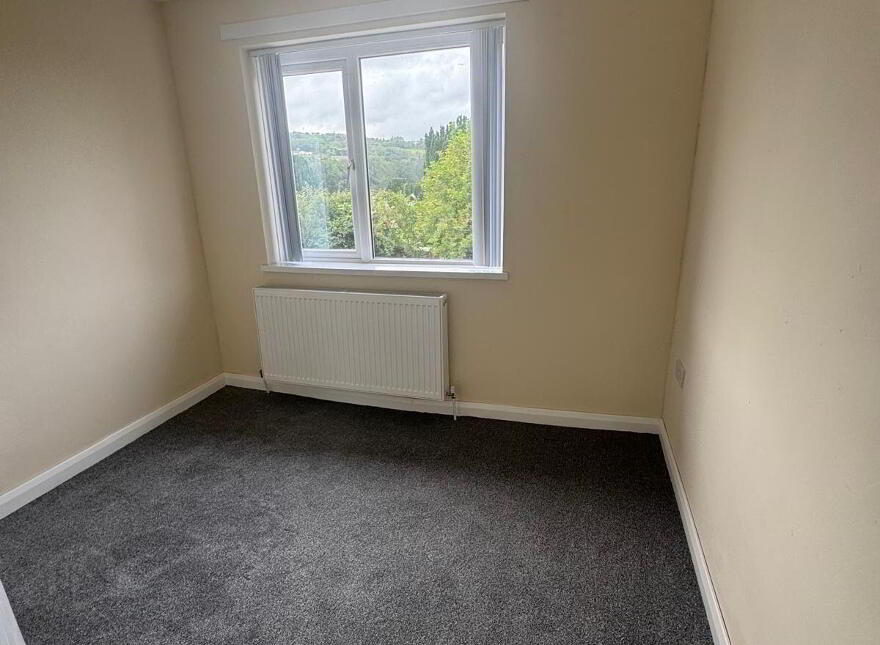 36 Sallagh Park North, Larne, BT40 1NX