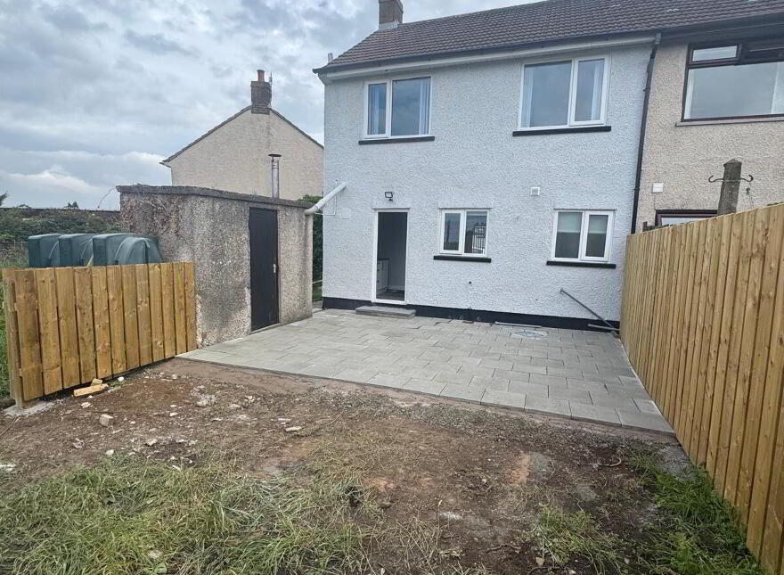 36 Sallagh Park North, Larne, BT40 1NX