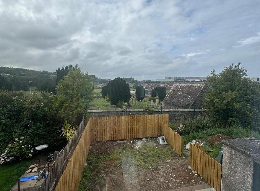 36 Sallagh Park North, Larne, BT40 1NX