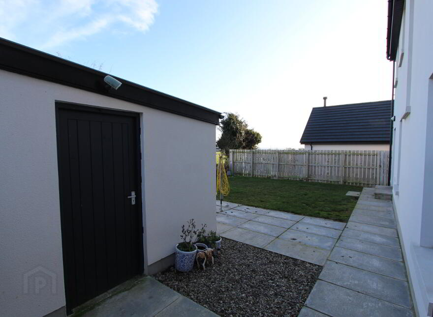 26 Lisnavale, Council Road, Kilkeel, BT34 4FS