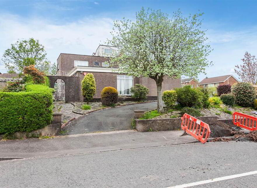 39 Waterloo Park, Belfast, BT15 5HU