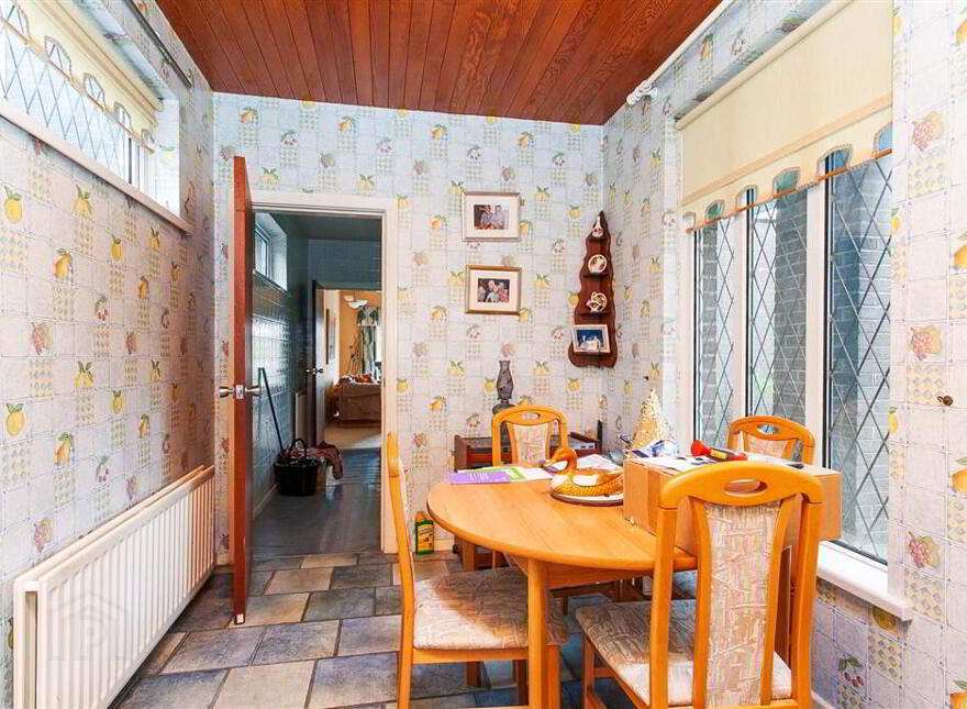 39 Waterloo Park, Belfast, BT15 5HU