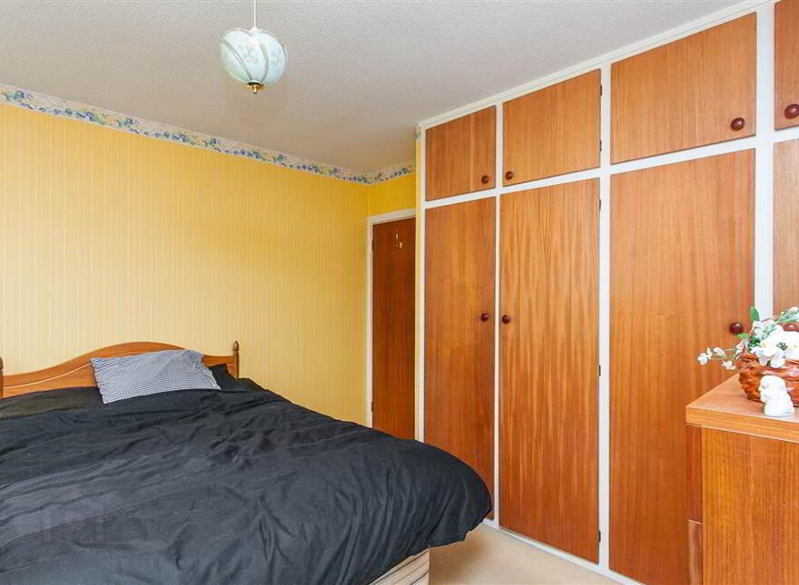 39 Waterloo Park, Belfast, BT15 5HU