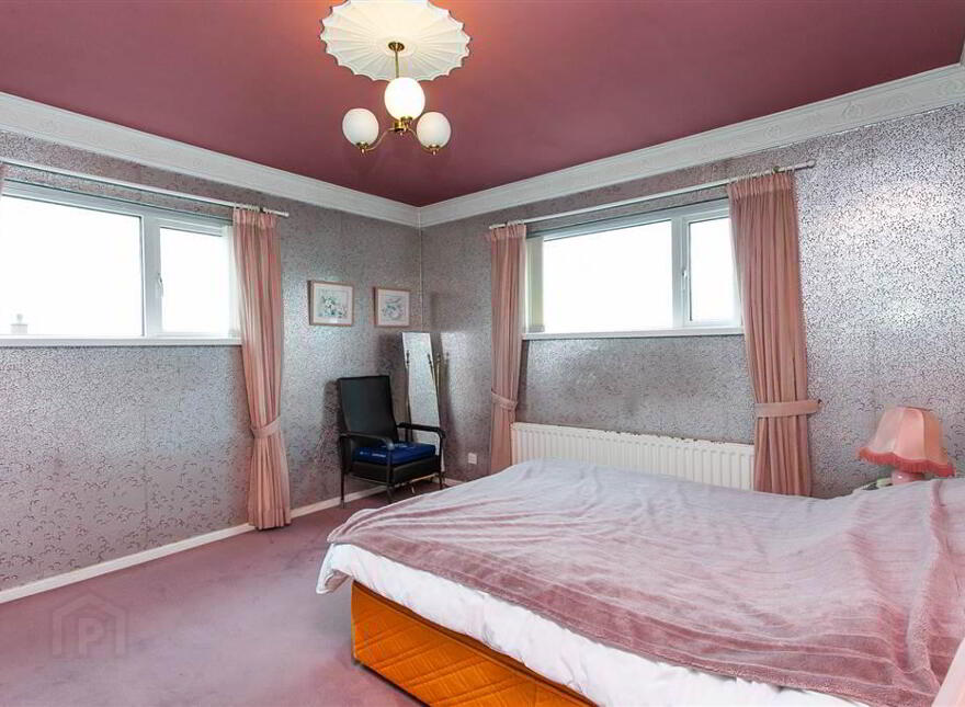 39 Waterloo Park, Belfast, BT15 5HU