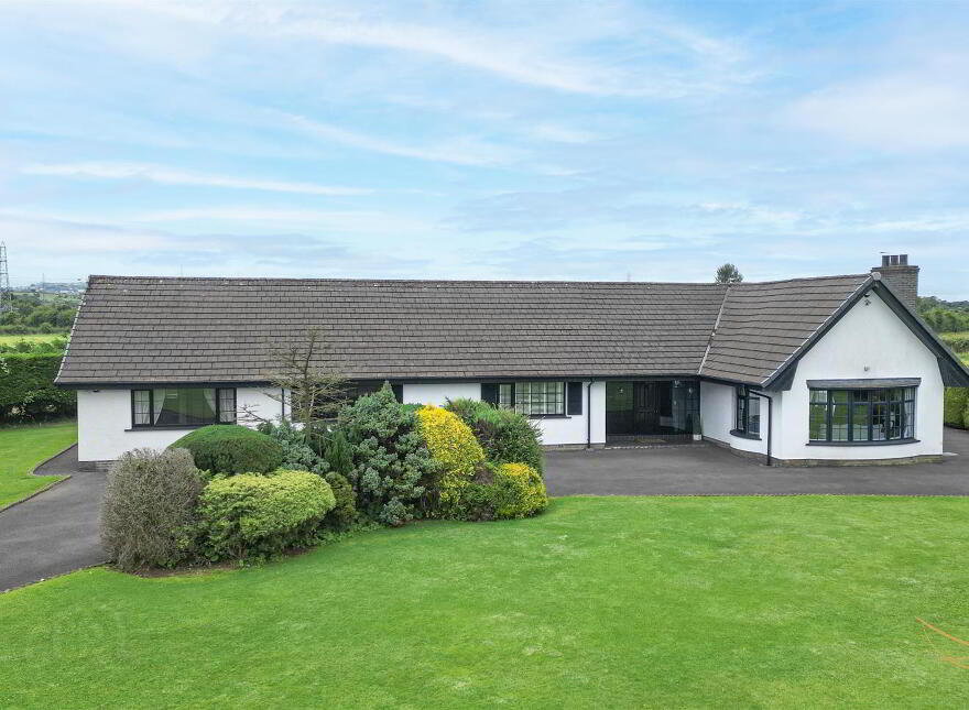 696 Doagh Road, Newtownabbey, BT36 4TP