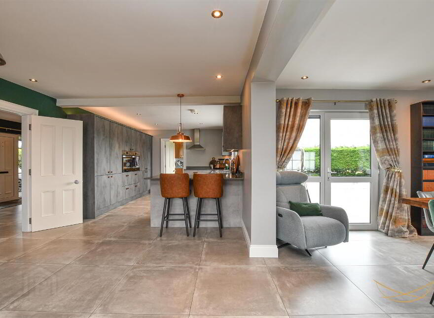 696 Doagh Road, Newtownabbey, BT36 4TP