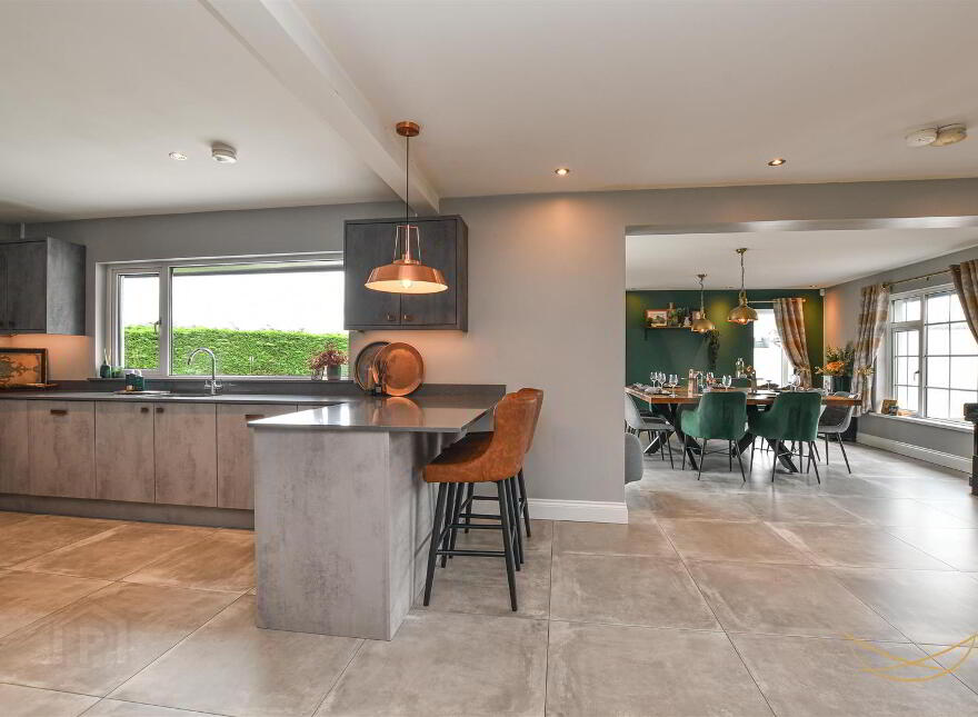 696 Doagh Road, Newtownabbey, BT36 4TP